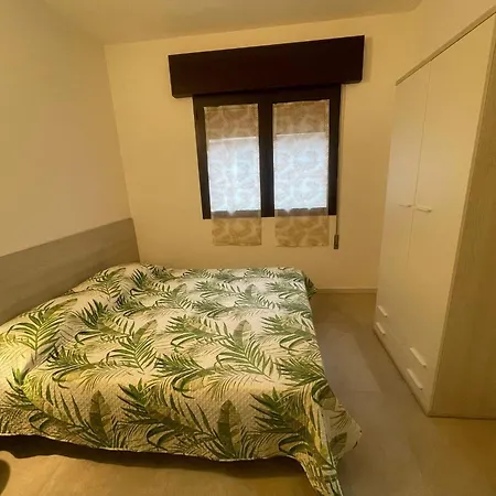 Beachside With Parking Apartman