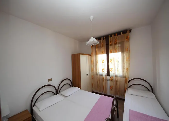 Apartment Beachside With Parking